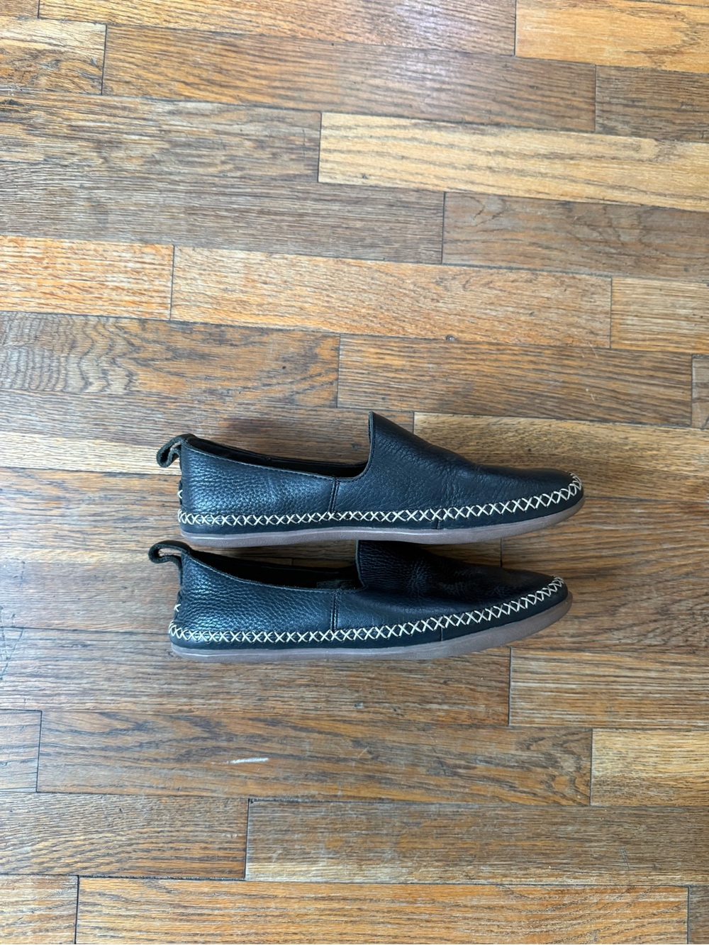 UGG Men's Black Leather Slip-On Loafers with Contrast Stitch
